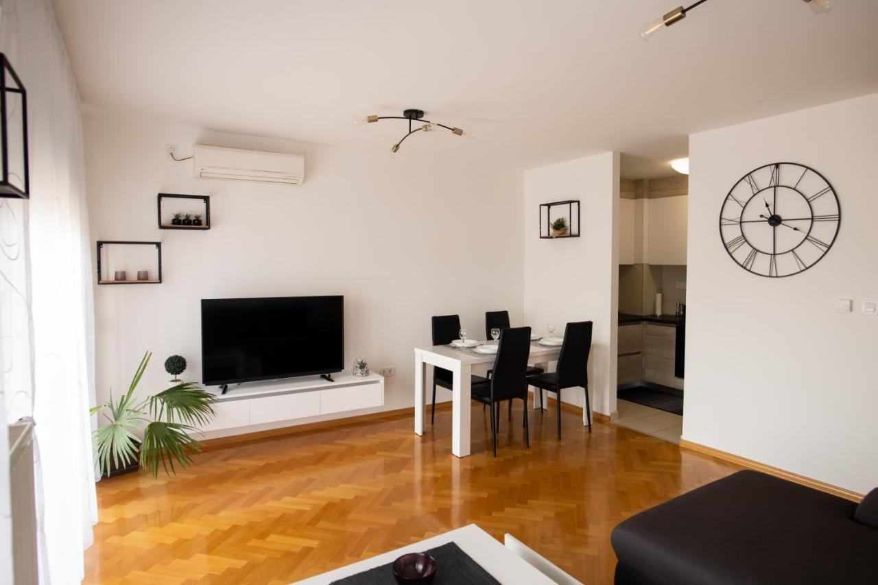 Apartman Martes Daire Slavonski Brod Dış mekan fotoğraf